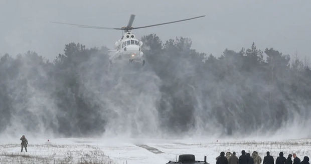 El jefe del grupo de mercenarios rusos Wagner, Yevgueni Prigozhin, informó esta madrugada de que sus fuerzas derribaron un helicóptero del Ejército ruso.