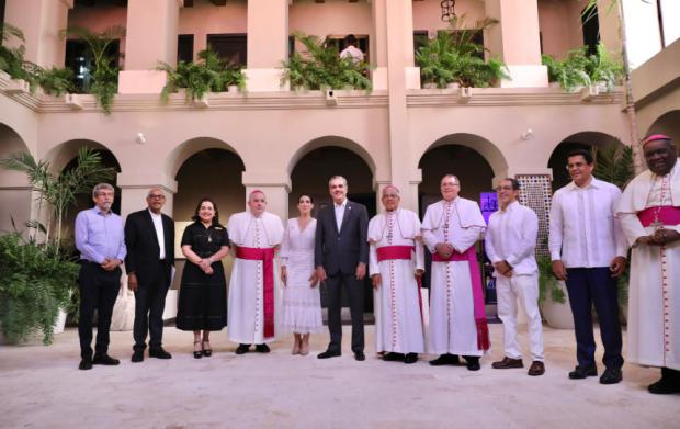 Presidente Abinader entrega Museo de la Catedral de Santo Domingo que fortalecerá la oferta turística