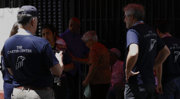 Centro Carter observa comicios de Venezuela con 17 funcionarios en tres estados y Caracas.