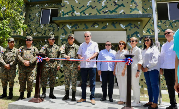 Inauguración destacamento en Imbert.