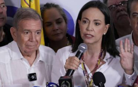 El Gobierno de Maduro busca 'aterrar' a los empleados públicos, según María Corina Machado