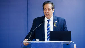 Víctor Atallah: 