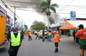 Autoridades confirman 3 muertes y 33 heridos por explosión en San Cristóbal ciudad del sur dominicano