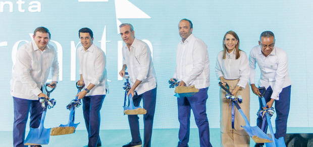 Presidente Abinader dice inicia firmemente el relanzamiento de Puerto Plata