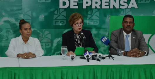 La Fuerza del Pueblo denuncia las malas condiciones del sistema educativo nacional.