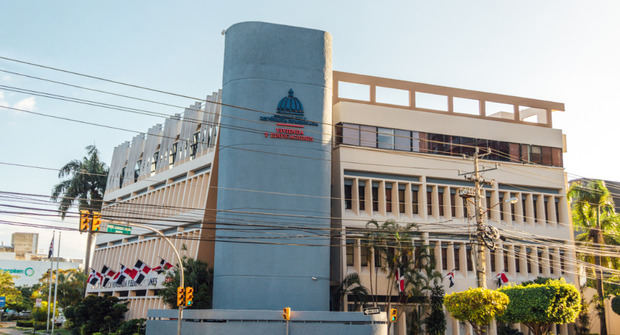 Ministerio de la Vivienda y Edificaciones.