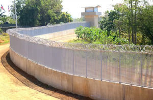 El Gobierno dominicano continuará con la construcción del muro en la frontera con Haití