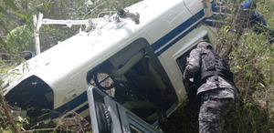 Dos heridos al estrellarse un helicóptero en Santiago Rodríguez