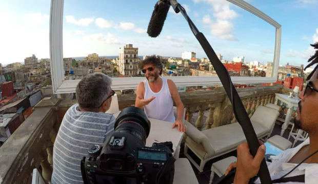 Rodaje del documental La Habana de Fito, junto al director del proyecto.