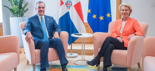 Luis Abinader, presidente de la República y Ursula von der Leyen, presidenta de la UE.