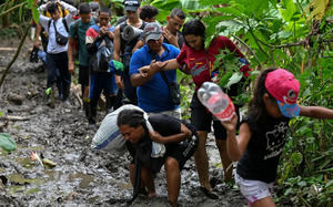 Más de 200.000 migrantes atravesaron la selva del Darién en 2023, un dato sin precedentes