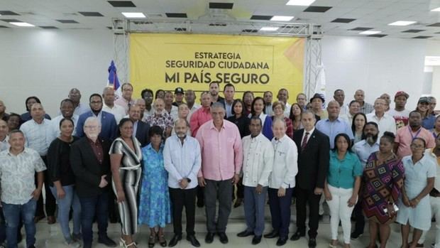 Jesús Vásquez Martínez, ministro de interior y policía en el lanzamiento del plan de seguridad ciudadana.