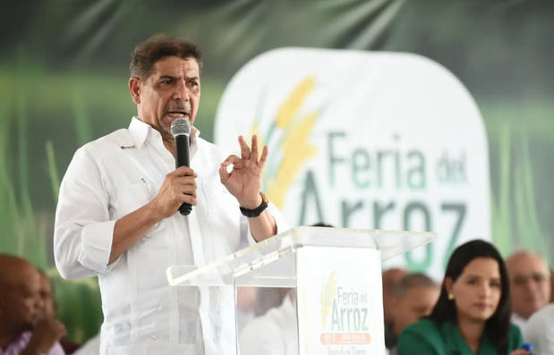 Ministro de Agricultura, Limber Cruz.