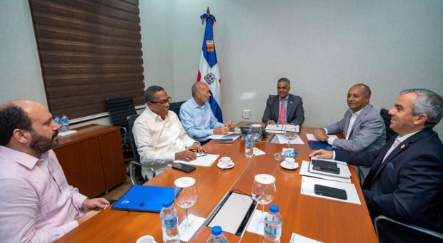 Gobierno comprará productos perecederos durante cierre frontera dominicana con Haití.