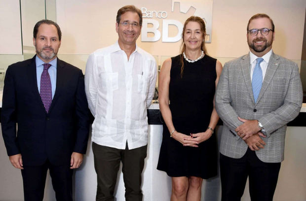 Luis Alfonso Paniagua, Juan Carlos Rodríguez Copello, Marisol Rodríguez Copello y Juan Carlos Rodríguez González.