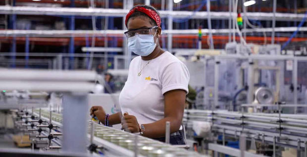 El Índice Mensual de Actividad Manufacturera pasó de 47.5 en julio a 49.0 en agosto.
