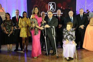 ADR realiza Cena de Gala “Noche de Estrellas Solidarias”