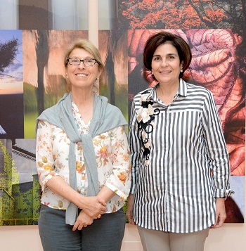 Suay Aksoy Presidenta del ICOM y María Amalia León de Jorge, Directora del Centro León