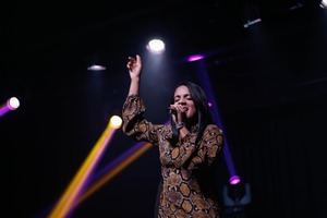 Cantante cristiana Sugey Holgu&#237;n presentar&#225; su concierto &#8220;Para Adorarte Live&#8221;.