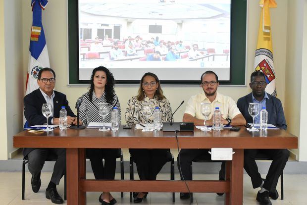 TNR y PUCMM inauguran diplomado sobre uso de tecnologías de riego en República Dominicana