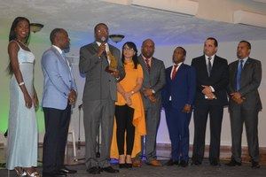 Premios Santo Domingo Oeste concluye segunda versi&#243;n por todo lo alto 