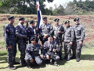 Policías campeones torneo tiro con fusil 51 Juegos Deportivos Militares y PN