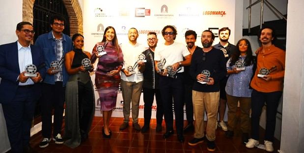 Todos los ganadores del V Premio de la Critica Adopresci 2024.