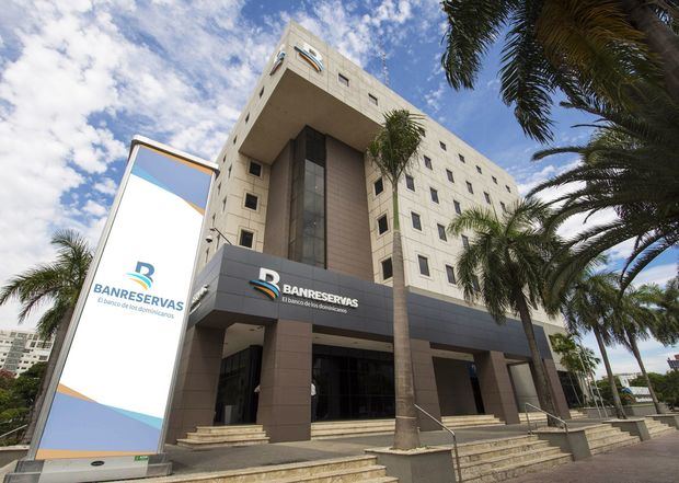 El Banco de Reservas anunció que destinará RD$5,000 millones para las pequeñas y medianas empresas.