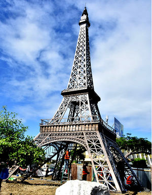 Diputado ve "inaceptable" se gasten 11 millones pesos traslado "Torre Eiffel"