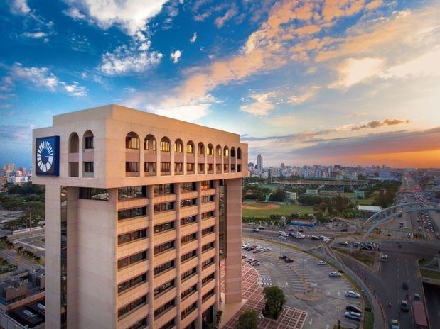 Torre Popular, sede del Banco Popular Dominicano.