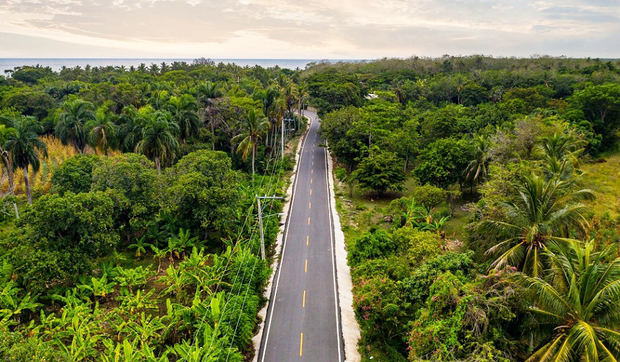 carretera Duarte-KM.58 que conecta con el Cruce Natturi.