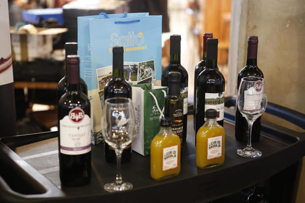Uruguay es un nirvana para los amantes de la carne y el vino, según VinePair.