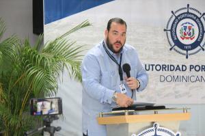 Gómez Casanova propone una política de género integral para el sector marítimo y portuario
