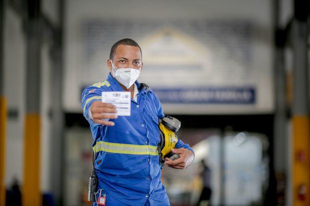 Gerdau Metaldom vacuna a sus colaboradores y miembros de la comunidad.