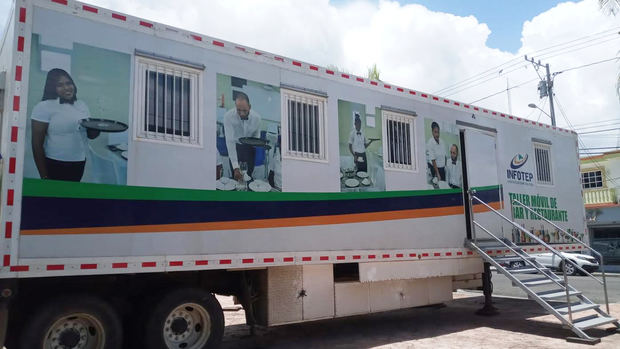 El INFOTEP tiene disponible 6 talleres móviles en la provincia.