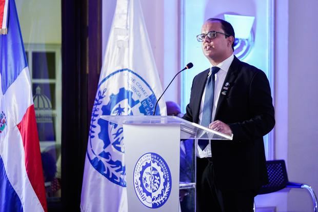 Víctor Ramón Montás.