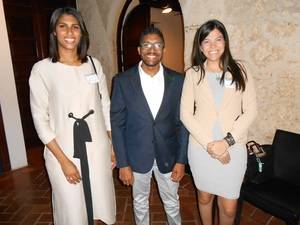 Verónica González, César Benoit y Stephany Hernández.