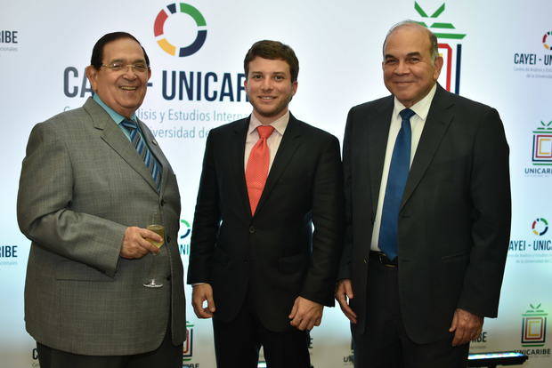 Virgilio Malagon , Eduardo Pou Aybar , Dr. Pelegrin Castillo.