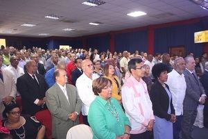 Personalidades que asistieron al acto inaugural de la Escuela de Bellas Artes de Bonao.