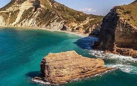 Vista panorámica de una de las playas de Montecristi.