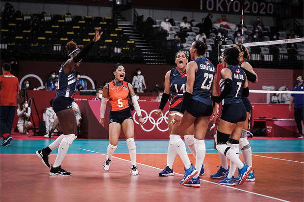 Voleibol RD avanza a cuartos de finales.