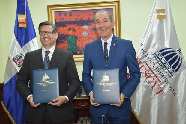 El presidente decano de Spain Business School, Miguel Ángel Blanco Cedrún y Franklin García Fermín.