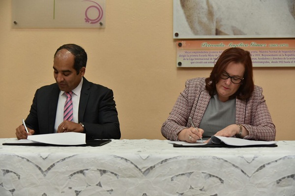 Ministerio de la Mujer y el Itla capacitarán a mujeres en el área tecnológica