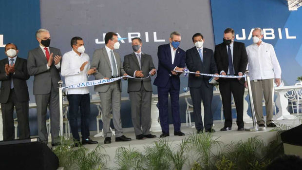 El presidente Luis Abinader participó este lunes en el acto inaugural de la planta de producción Jabil Healthcare Industries.