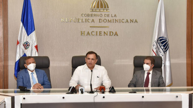 Gobierno dominicano adquiere el control del 100 % de las acciones de la REFIDOMSA