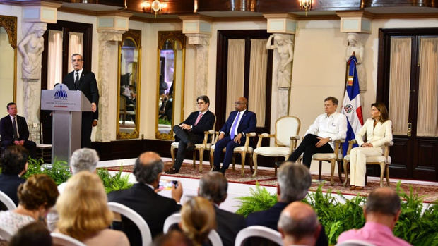 Gobierno dominicano socializa agenda medioambiental y de turismo sostenible con presidente de la Asamblea General de la ONU