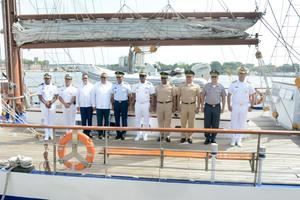 Armada de República Dominicana despide al crucero de instrucción internacional para guardiamarinas 