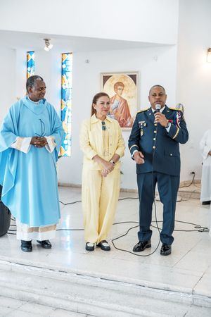 La alcaldesa del Distrito Nacional, Carolina Mejía, y el general José Luis Frometa Herasme, Intendente del Cuerpo de Bomberos del DN.