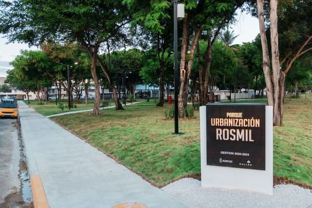 Parque Urbanización Rosmil.