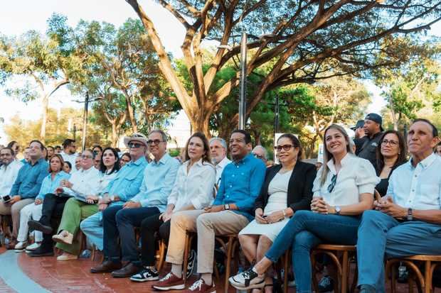 Inauguración del parque Cristo Libre.